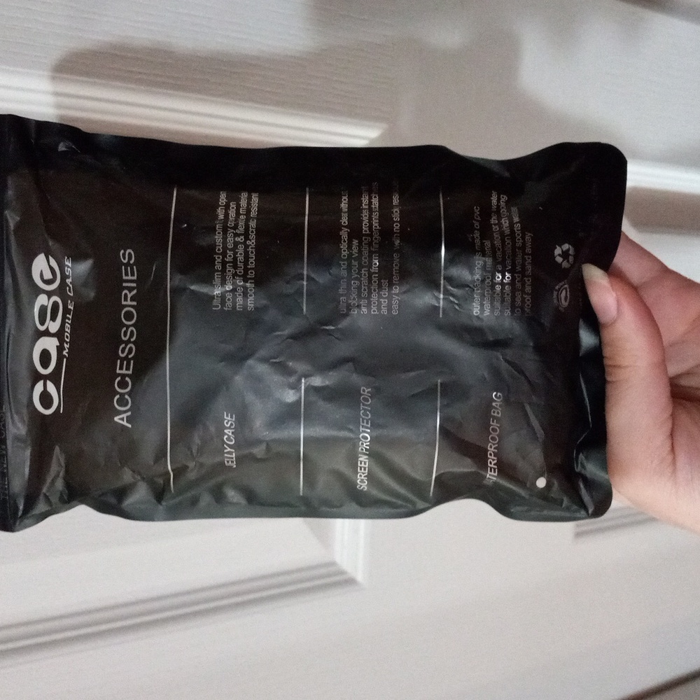 Phone case - Picture 2 of 2